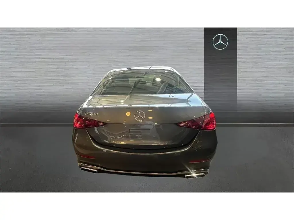 Usado Mercedes C200 163 CV (119 kW) 2025 Gris selenita Berlina
