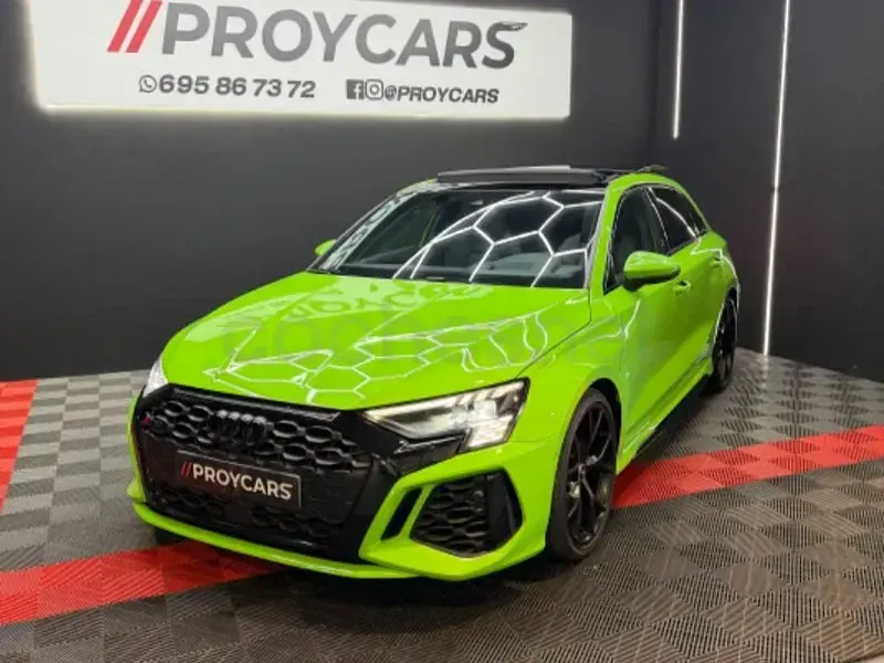 Usado Audi RS3 400 CV (294 kW) 2022 Verde Berlina