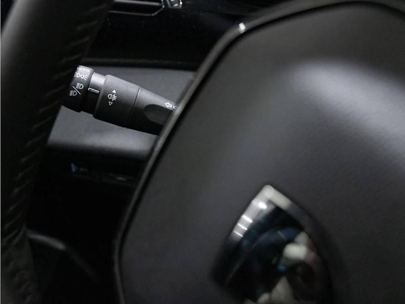 Usado Peugeot 308 SW Active 130 CV (95 kW) 2023 Azul Familiar