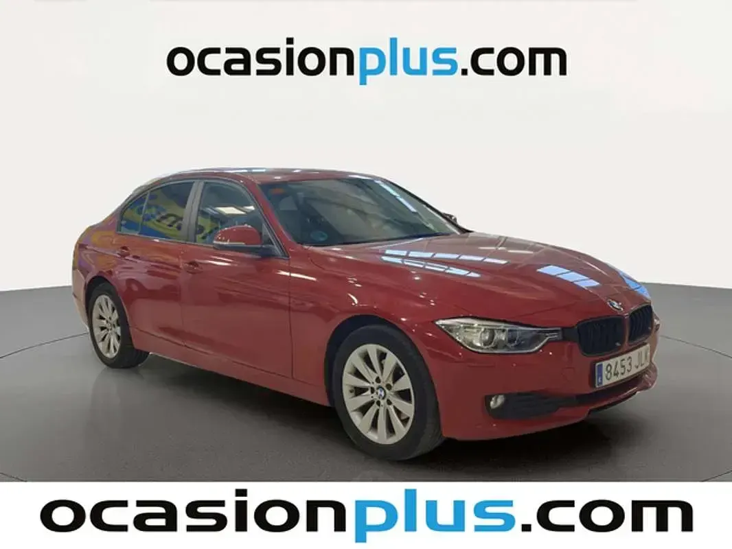 Usado BMW 318 143 CV (105 kW) 2016 Rojo Berlina