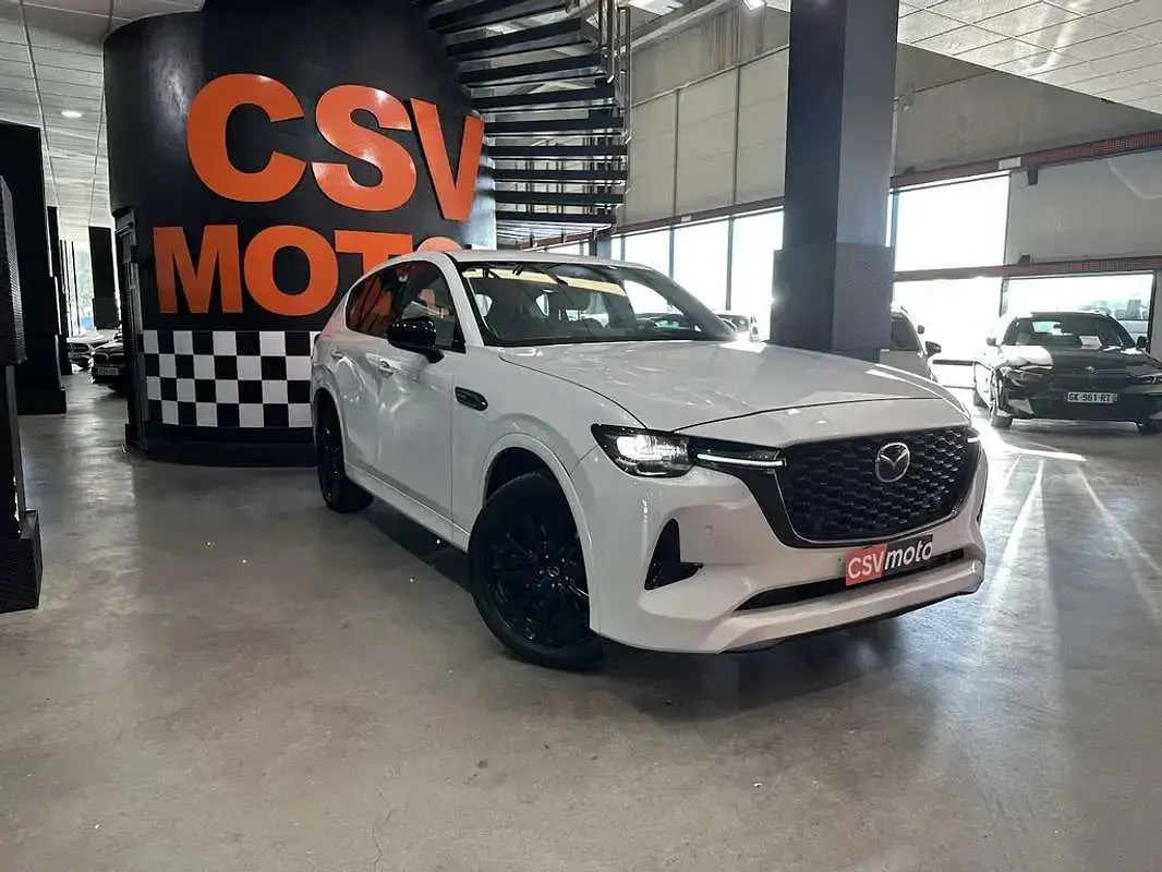 Usado Mazda 2 Homura-Line 328 CV (241 kW) 2023 Utilitario