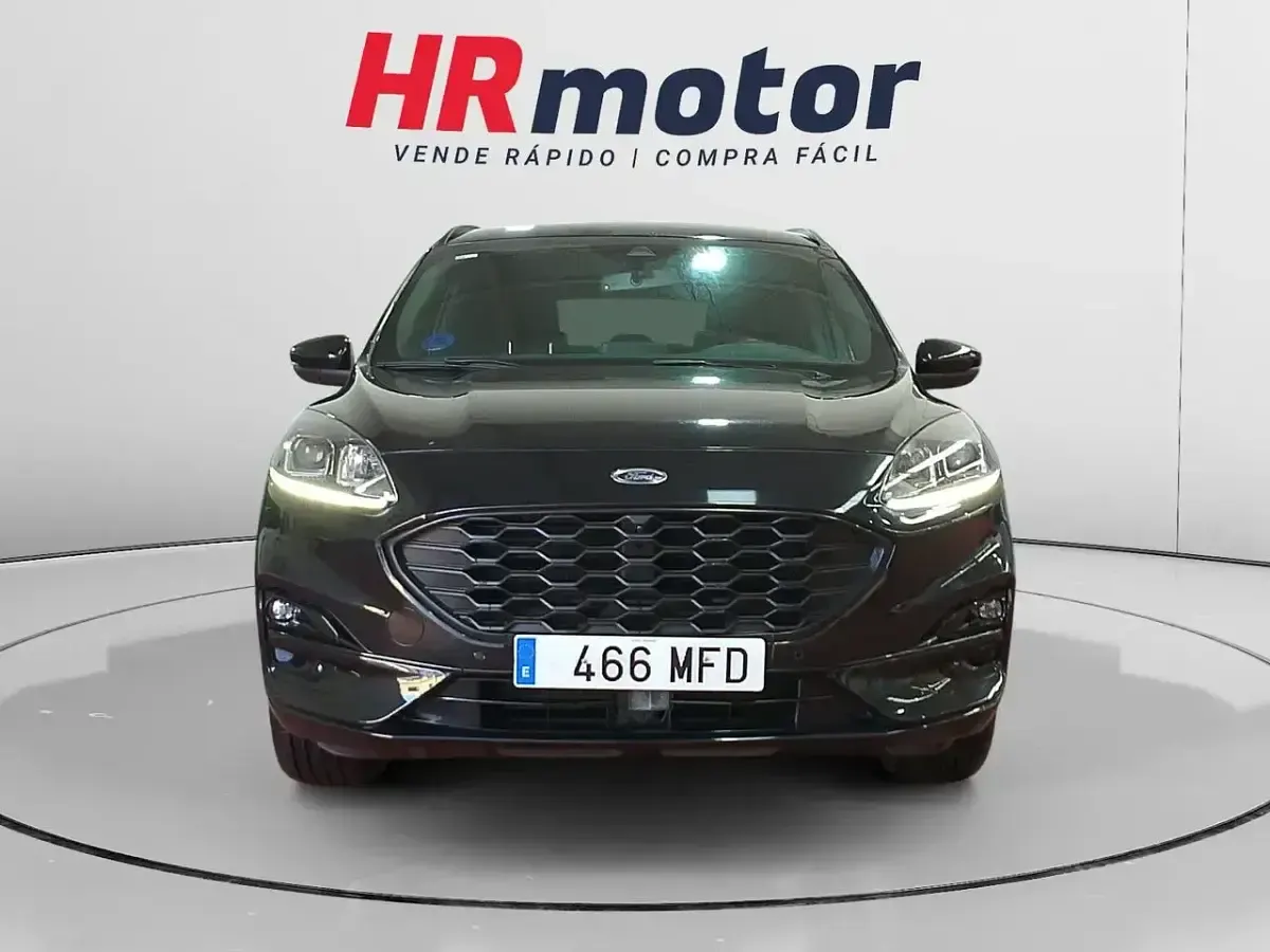 Usado Ford Kuga ST-Line 225 CV (165 kW) 2023 Negro SUV
