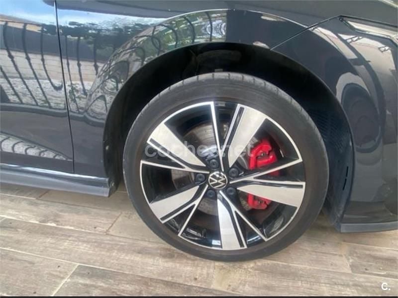 Usado VW Golf VIII GTE 245 CV (180 kW) 2021 Gris / plata Berlina