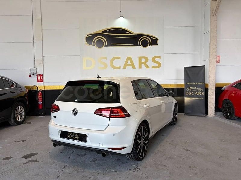Usado VW Golf VII GTI 230 CV (169 kW) 2017 Blanco Berlina