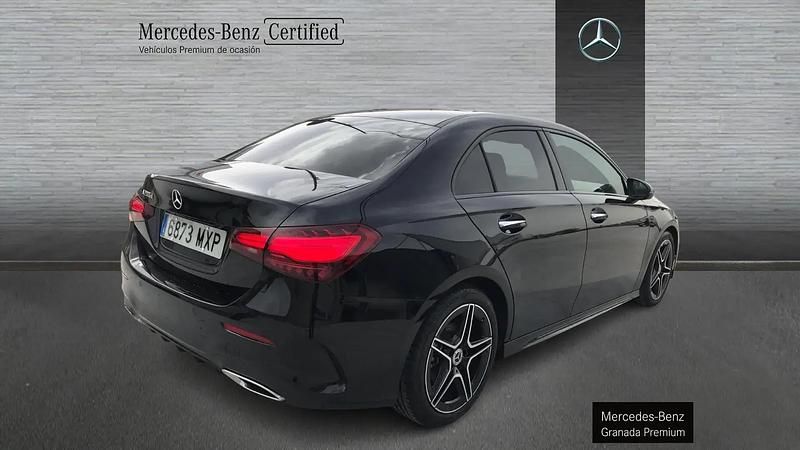 Usado Mercedes A200 150 CV (110 kW) 2024 Negro Berlina