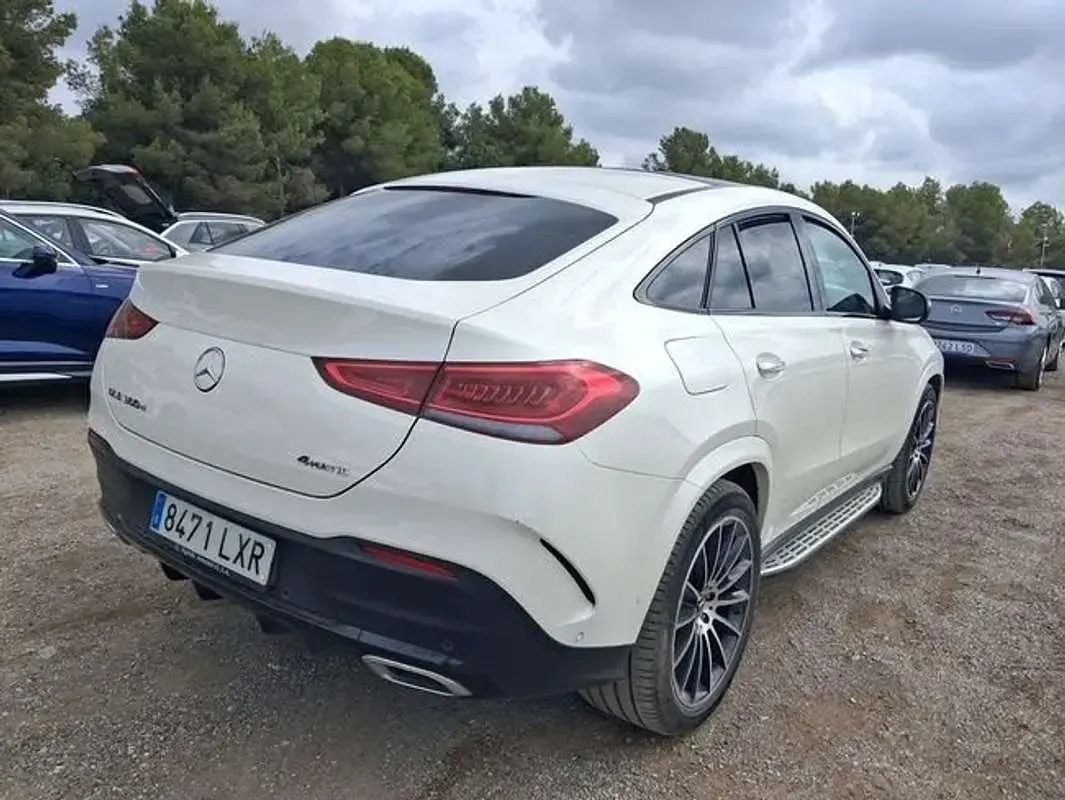Usado Mercedes GLE300 272 CV (200 kW) 2022 Blanco SUV