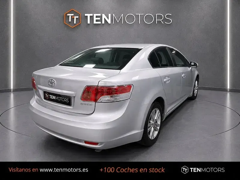 Usado Toyota Avensis Advance 147 CV (108 kW) 2009 Gris / plata Berlina