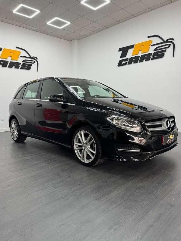 Negro Usado 2016 Mercedes B180 Monovolumen | 14.990 € (Precio justo) - Imagen 1/4
