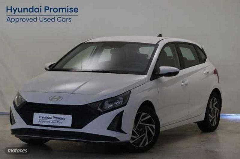 Atlas white Usado 2024 Hyundai i20 Berlina | 15.900 € (Precio justo) - Imagen 1/4