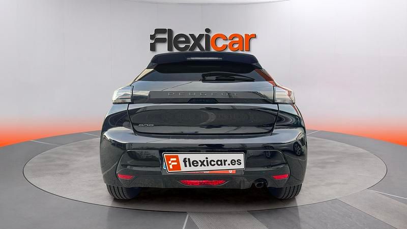 Usado Peugeot 208 Allure 102 CV (75 kW) 2024 Negro Utilitario