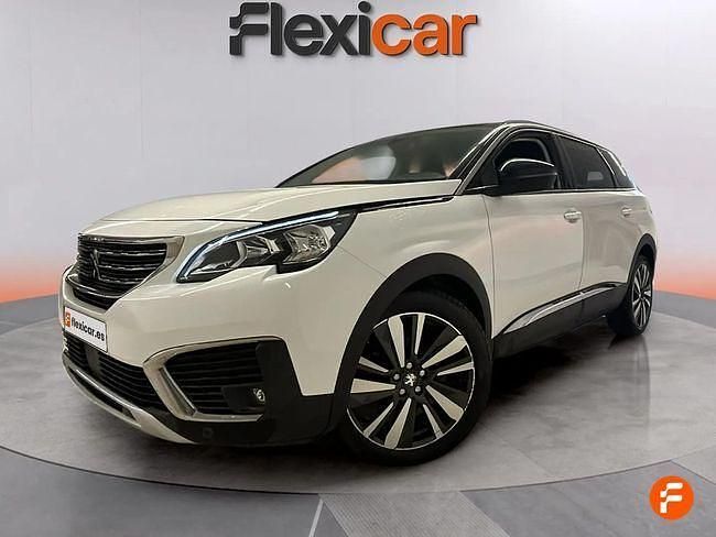 Usado Peugeot 5008 Allure 130 CV (95 kW) 2019 Blanco Monovolumen