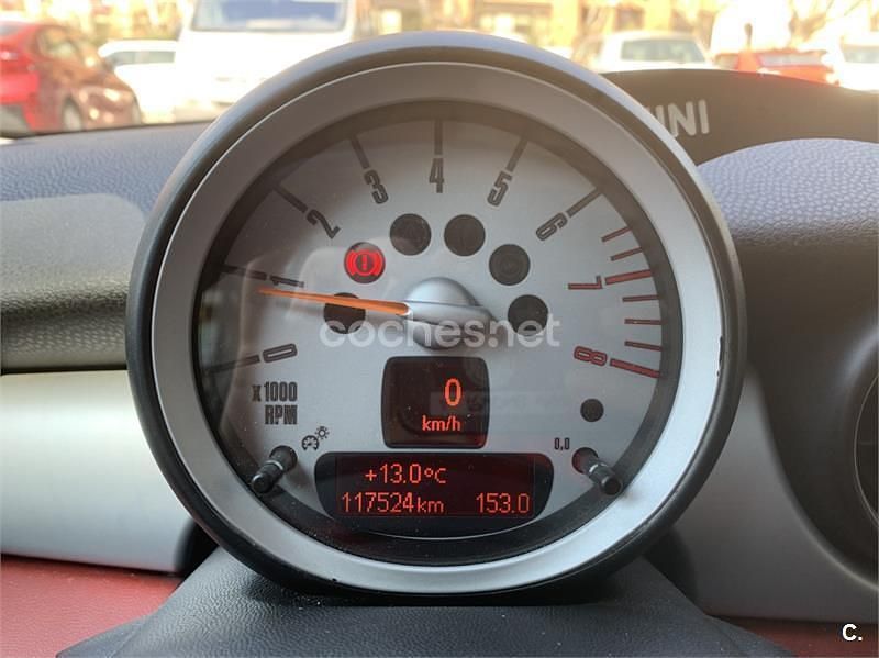 Usado Mini Cooper 116 CV (85 kW) 2007 Rojo Utilitario