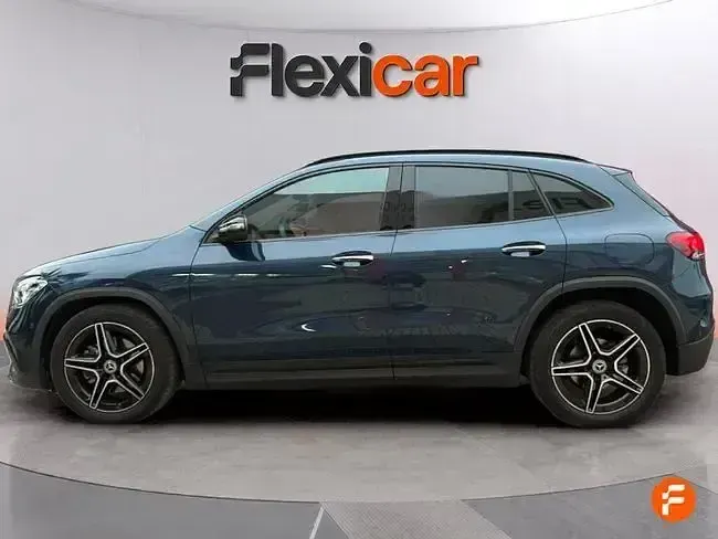 Usado Mercedes GLA200 150 CV (110 kW) 2021 Azul SUV