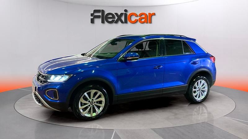 Usado VW T-Roc Life 150 CV (110 kW) 2023 Azul SUV