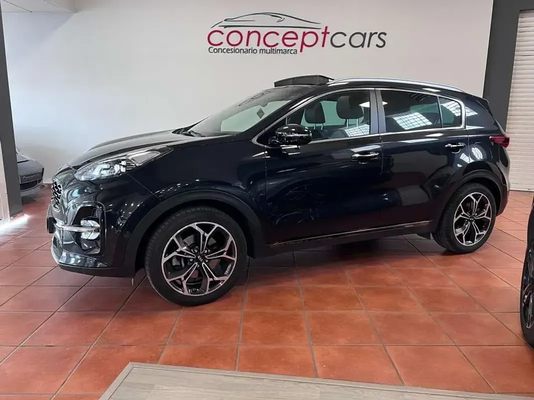 Usado Kia Sportage GT-Line 136 CV (100 kW) 2020 Negro SUV
