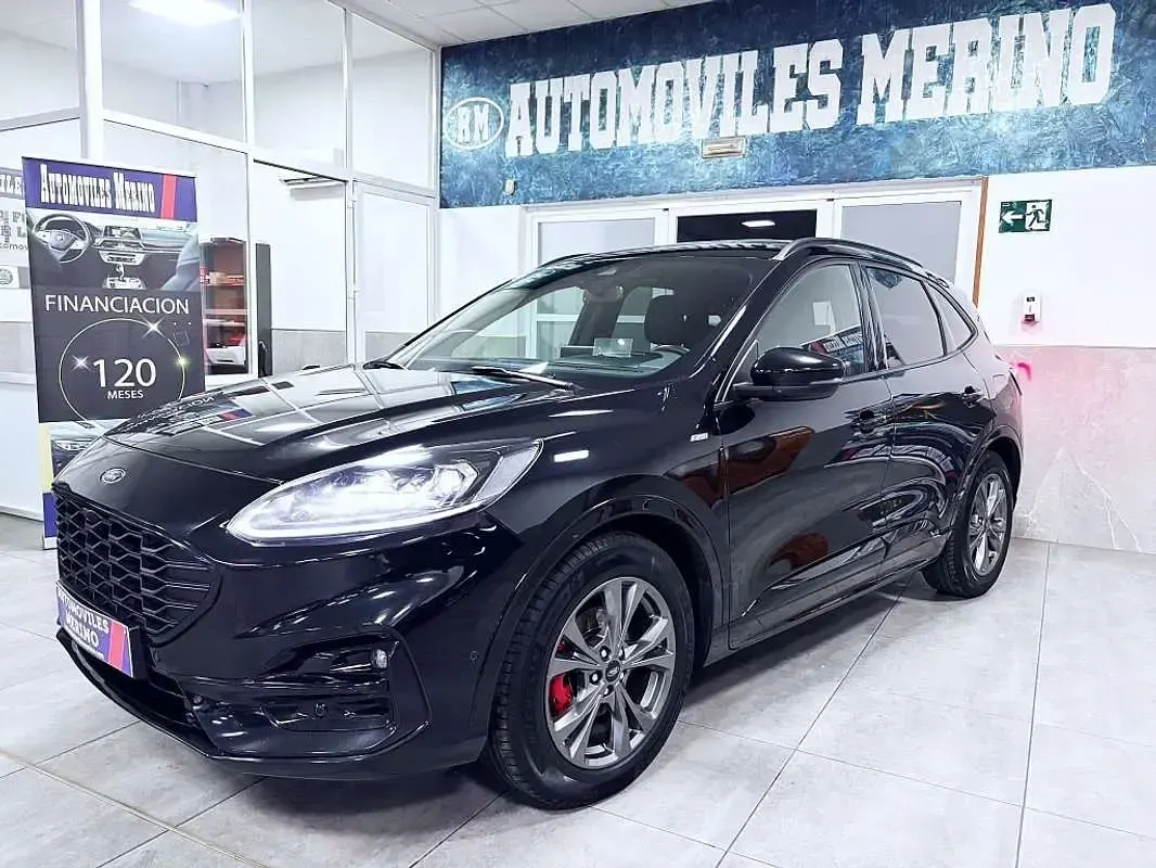 Usado Ford Kuga ST-Line 150 CV (110 kW) 2021 Negro SUV