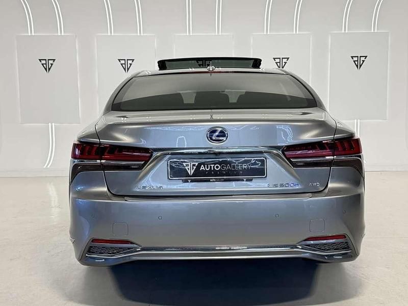 Usado Lexus LS500h Luxury Line 359 CV (264 kW) 2018 Gris / plata Berlina