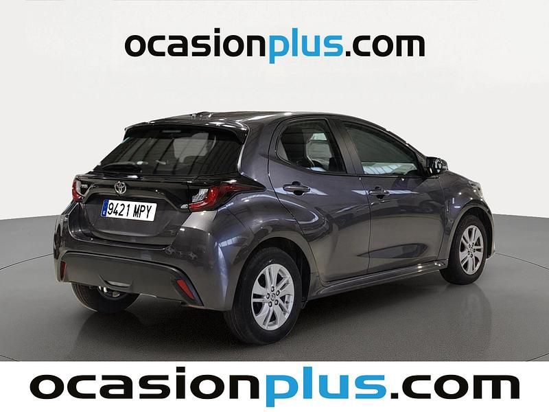 Usado Toyota Yaris Edition 125 CV (91 kW) 2024 Gris Utilitario