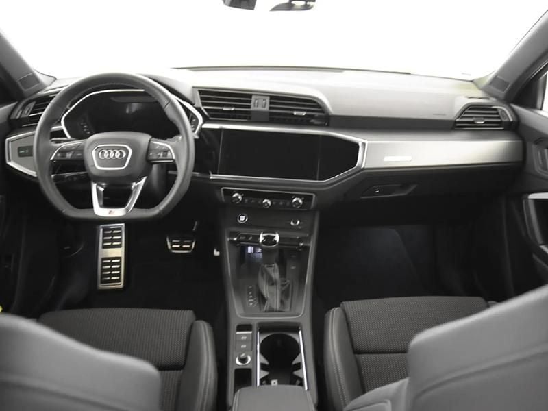 Begagnad Audi Q3 S-Line 150 HK (110 kW) 2024 Svart SUV