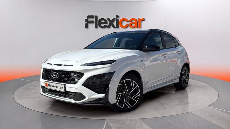 Usado Hyundai Kona N Line 120 CV (88 kW) 2022 Blanco SUV