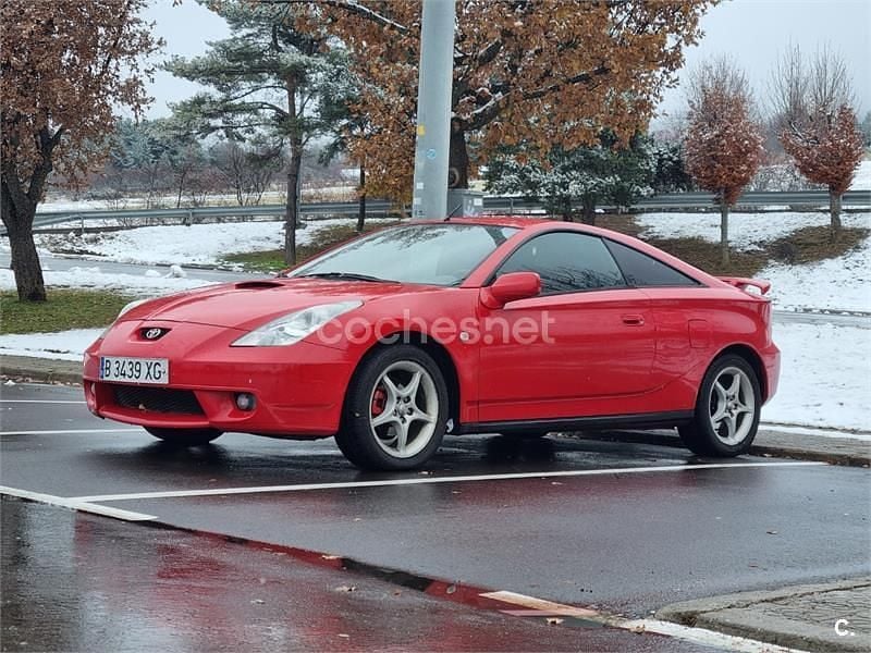 Usado Toyota Celica 143 CV (105 kW) 2000 Rojo Coupe