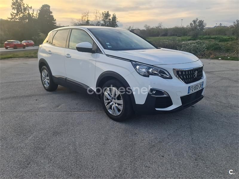 Usado Peugeot 3008 Allure 130 CV (95 kW) 2018 Blanco SUV