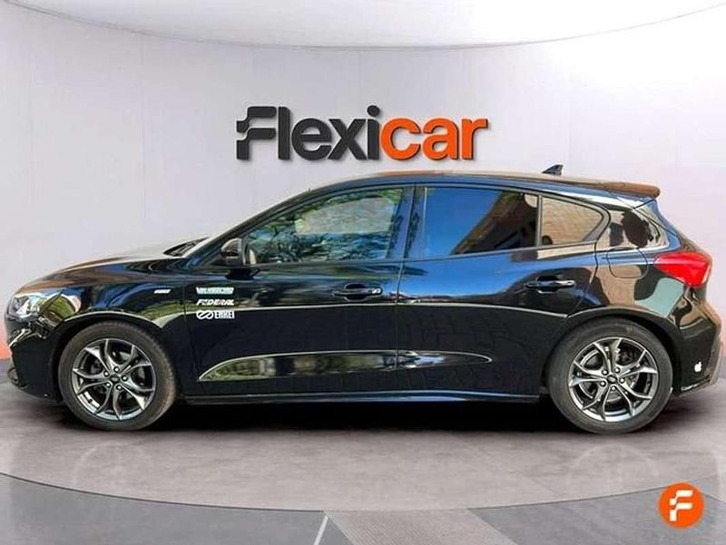 Begagnad Ford Focus ST-Line 120 HK (88 kW) 2019 Svart Halvkombi