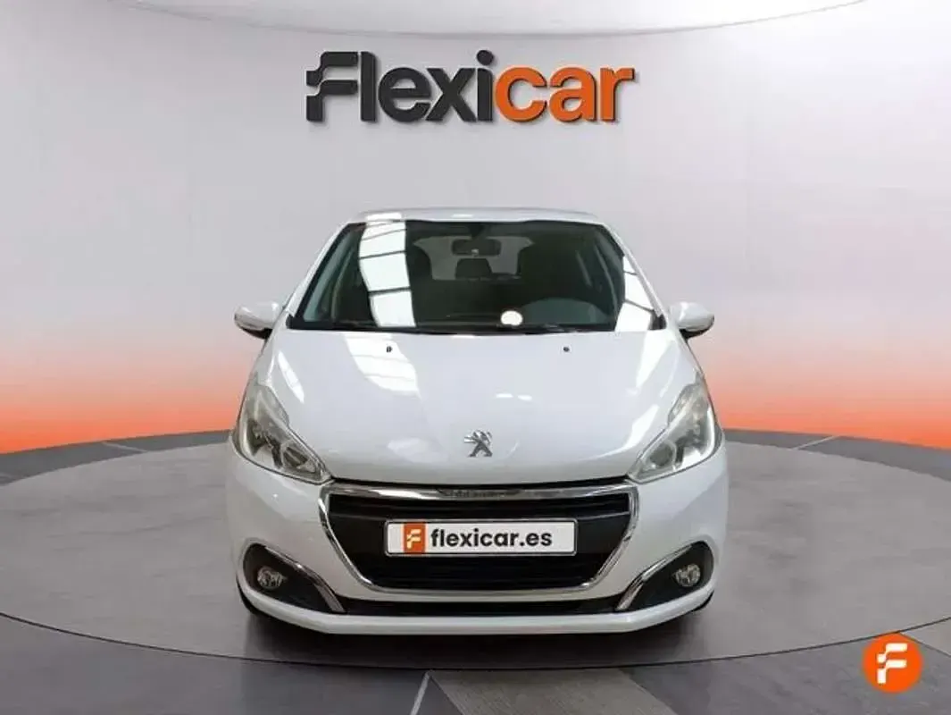 Occasion Peugeot 208 Business-Line 75 PK (55 kW) 2017 Wit Hatchback