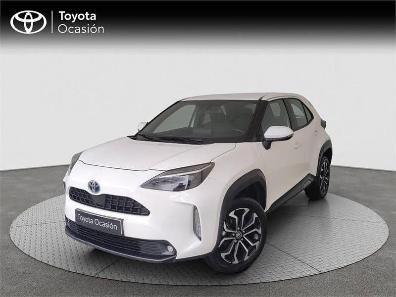 Usado Toyota Yaris Cross Active 116 CV (85 kW) 2023 Blanco SUV