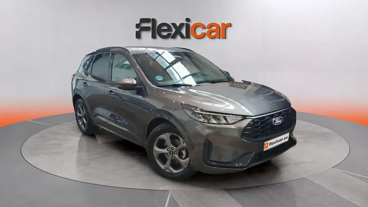 Usado Ford Kuga ST-Line 150 CV (110 kW) 2025 SUV