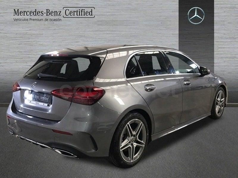 Usado Mercedes A200 AMG line 150 CV (110 kW) 2025 Gris montaña Berlina
