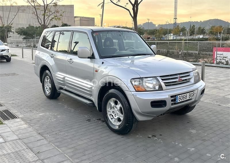 Usado Mitsubishi Montero 165 CV (121 kW) 2001 Gris / plata SUV