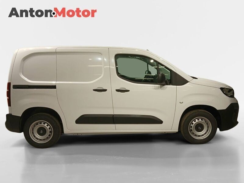 Nuevo Opel Combo S 100 CV (73 kW) 2025 Blanco Monovolumen