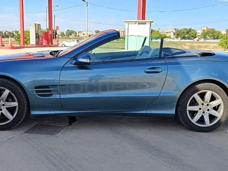 Usado Mercedes SL500 306 CV (225 kW) 2004 Azul Descapotable