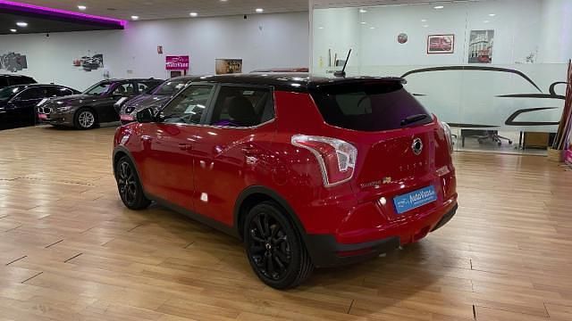 Usado SsangYong Tivoli 128 CV (94 kW) 2015 SUV