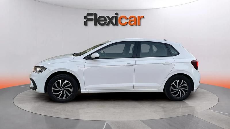 Usado VW Polo Life 95 CV (69 kW) 2023 Blanco Utilitario