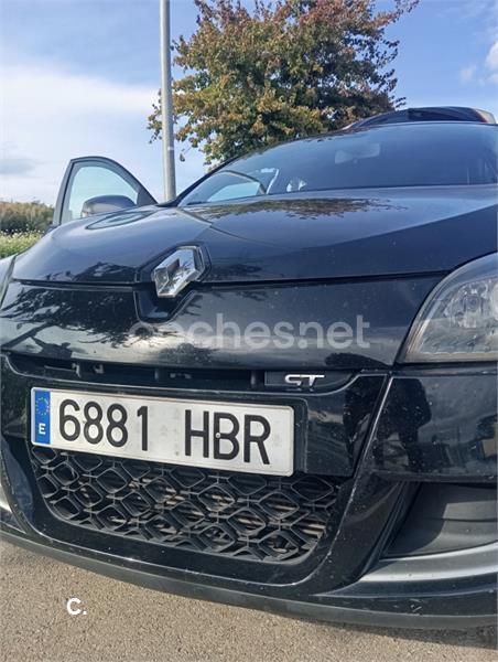 Negro Usado 2011 Renault Mégane III Dynamique Berlina | 8500 € - Imagen 1/4