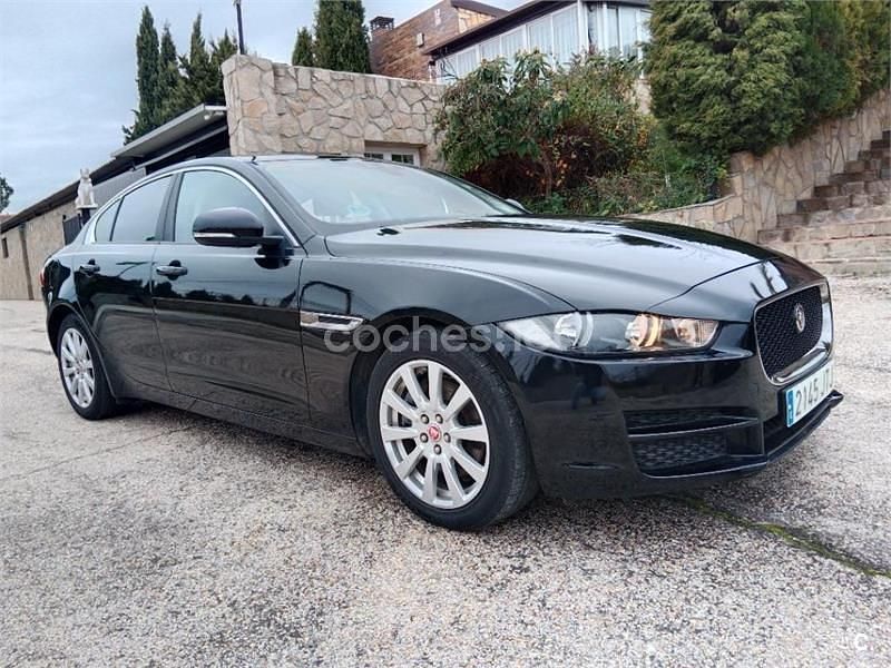 Negro Usado 2016 Jaguar XE Portfolio Berlina | 11.800 € (Super precio) - Imagen 1/4