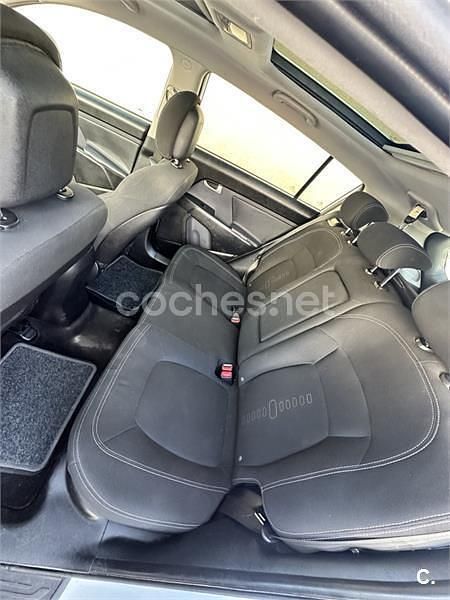 Usado Kia Sportage 115 CV (84 kW) 2011 Blanco SUV