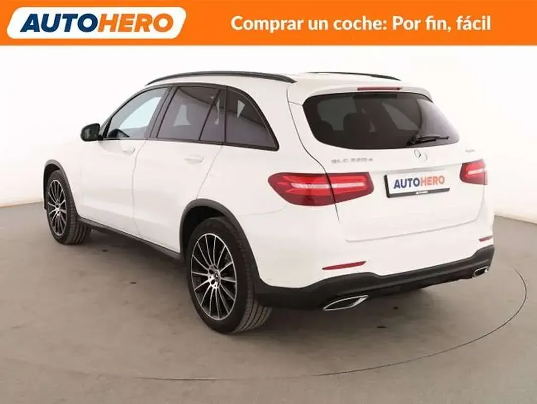 Usado Mercedes GLC220 AMG line 170 CV (125 kW) 2017 Blanco SUV