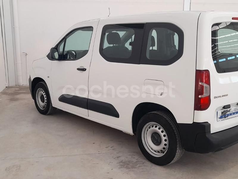 Usado Citroën Berlingo Feel 102 CV (75 kW) 2021 Blanco Monovolumen