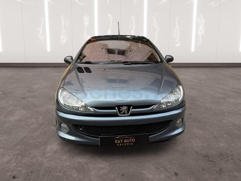 Occasion Peugeot 206 CC 110 ch (80 kW) 2005 Bleue Cabriolet
