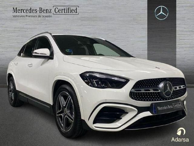 Usado Mercedes GLA200 AMG line 163 CV (119 kW) 2026 Blanco polar SUV
