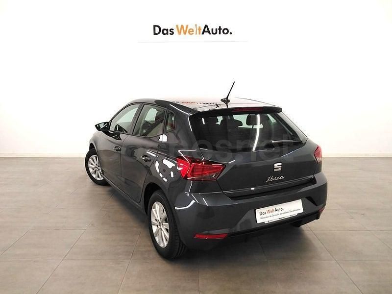 Usado Seat Ibiza Style 80 CV (58 kW) 2025 Gris / plata Utilitario