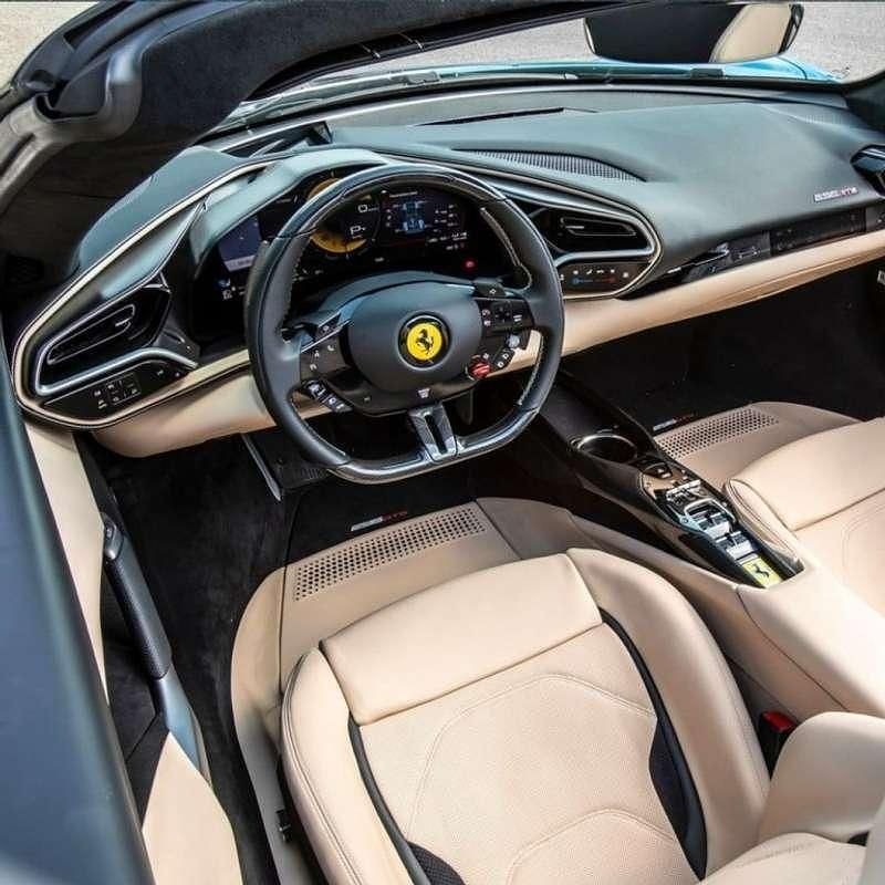 Usado Ferrari 296 842 CV (619 kW) 2022 Azul Coupe