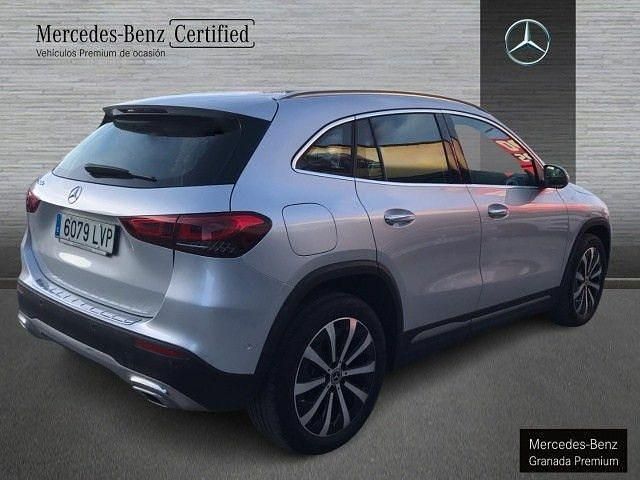 Usado Mercedes GLA250 218 CV (160 kW) 2022 Plata iridio SUV