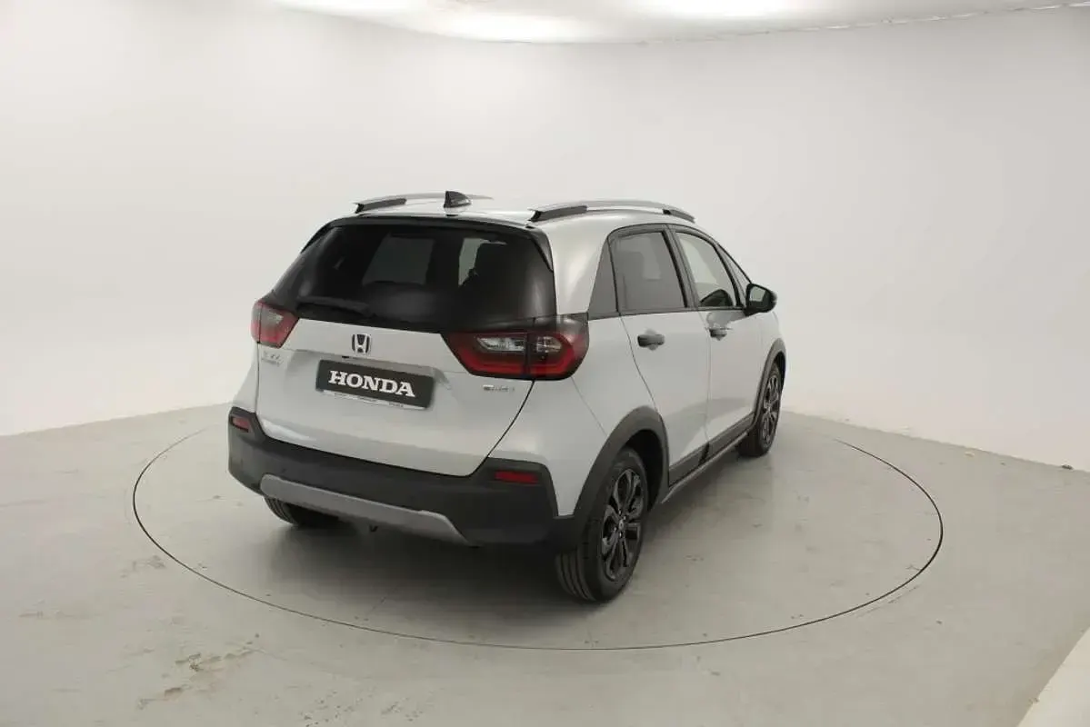 Usado Honda Jazz Advance 150 CV (110 kW) 2025 Negro Utilitario