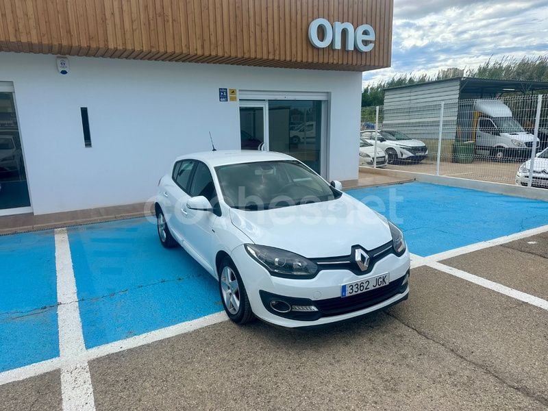 Blanco Usado 2016 Renault Mégane III Business Berlina | 6990 € (Buen precio) - Imagen 1/4