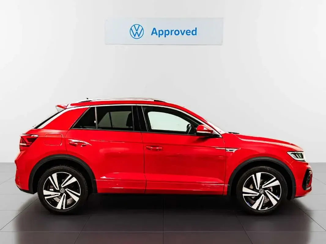 Usado VW T-Roc R-line 150 CV (110 kW) 2023 Rojo SUV