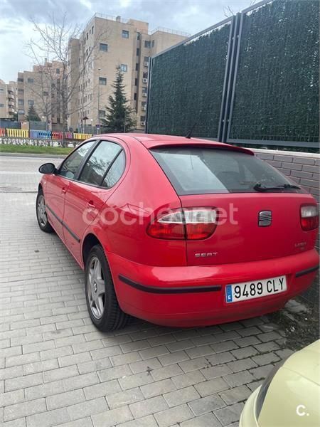 Rojo Usado 2003 Seat Leon Stella Berlina | 2400 € (Precio justo) - Imagen 1/3